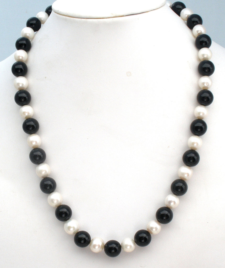 Pearl & Black Onyx Bead Necklace 14K Gold 18" - The Jewelry Lady's Store