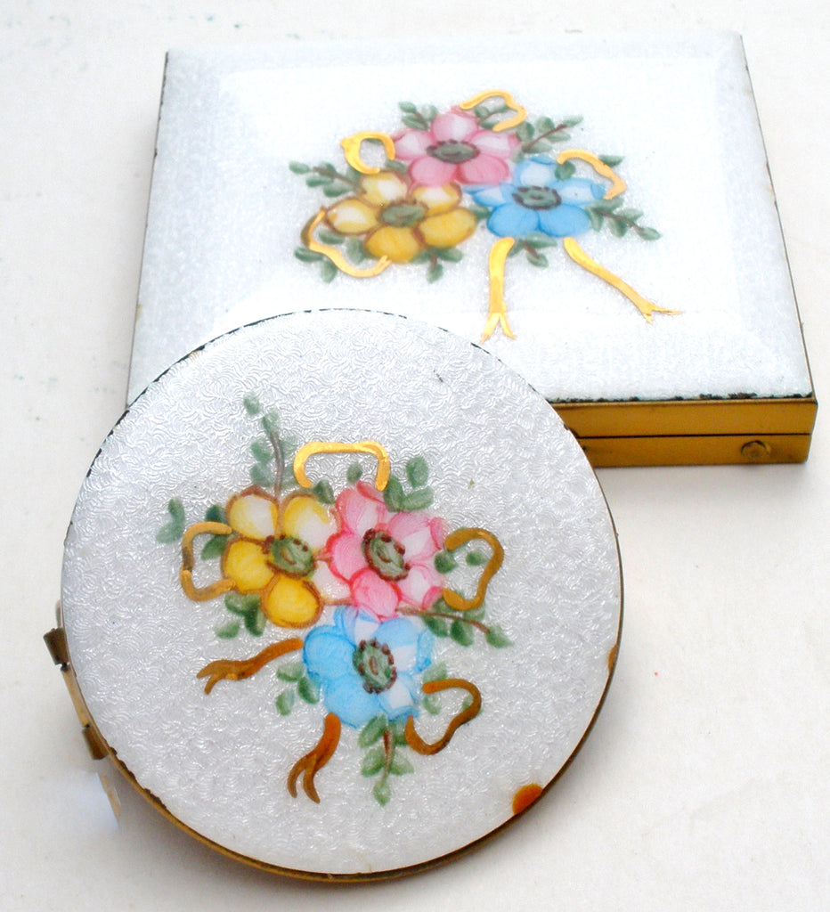 White Enamel & Flower Compact & Lipstick Holder Vintage - The Jewelry Lady's Store